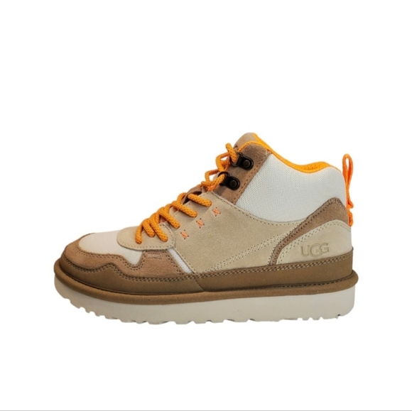 UGG Shoes - New UGG Women's Highland Hi Heritage  Sand orange cream tan lightweight Size 9